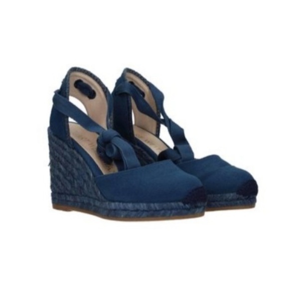 Stuart Weitzman Shoes - Picture 2 of 3